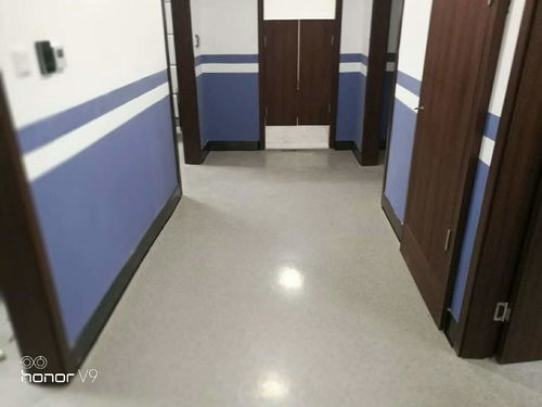 瓊海PVC地板膠打蠟保養(yǎng)施工隊(duì)施工歡迎您