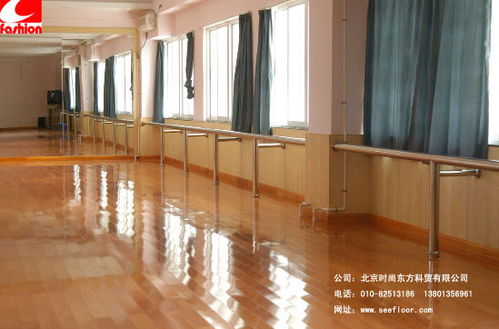 體驗(yàn)父母對寶貝的深切關(guān)愛 時(shí)尚牌卡通復(fù)合塑膠地板