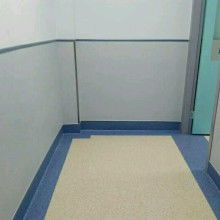 即墨市洋航塑膠制品加工廠 專業(yè)提供環(huán)保PVC標(biāo)、TPR標(biāo)及植膠塑膠地板解決方案